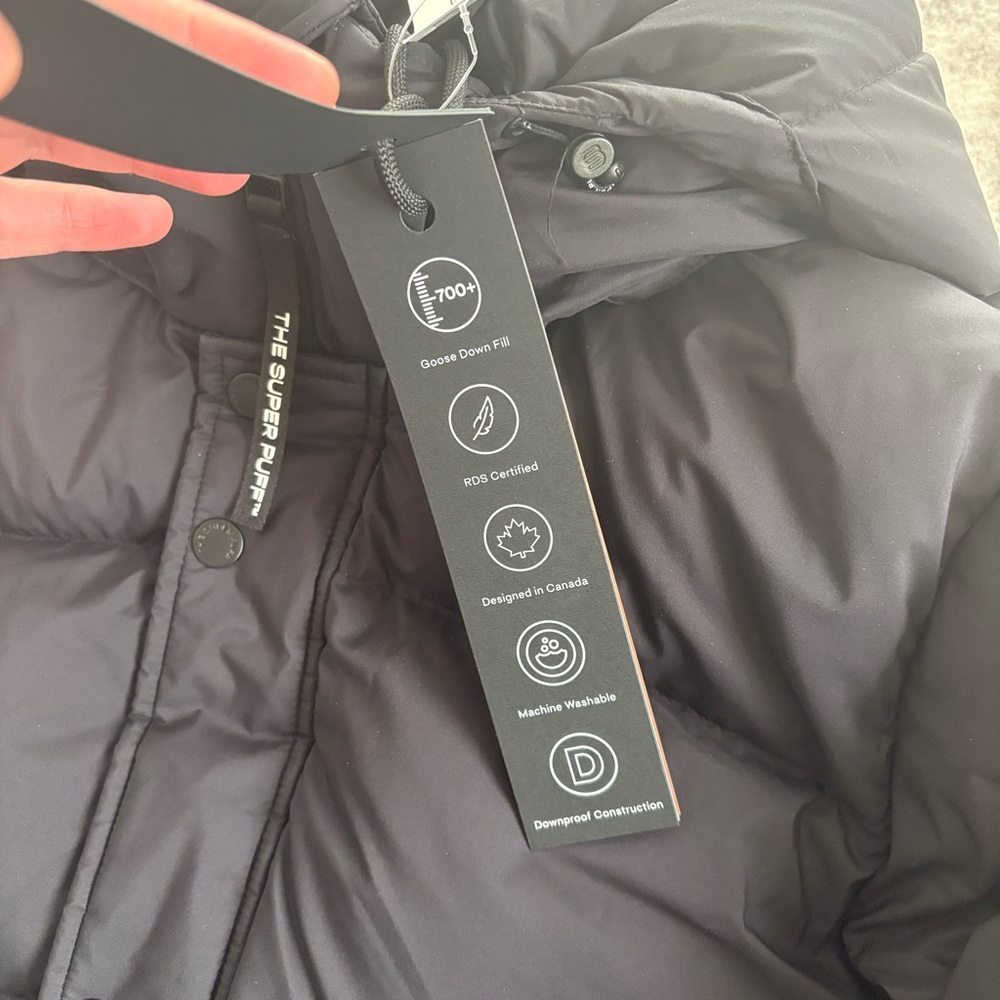 Aritzia Super Puff Coat Mid Length in Black - Picture 9 of 16